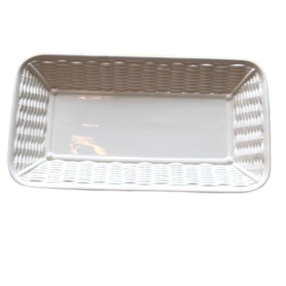 Pfaltzgraff White Basketweave Serving Plate Bread Cheese Crackers Rolls Napkins